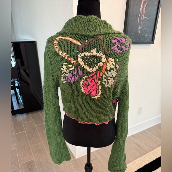 Anthropologie Sweaters - ANTHROPOLOGIE LAURIE B Ribbon Knit Fiber Art Bell Sleeve Shrug Size Medium GUC